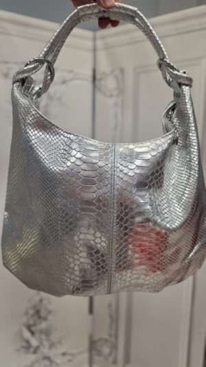 Elegante Lederhandtasche in Silber-Optik – Exklusiv & Stilvoll